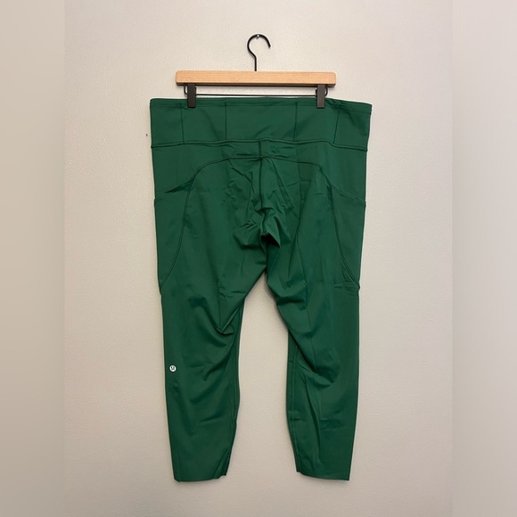 Lululemon Fast and Free High-Rise Tight 25" - Size 20 - Picture 11 of 16